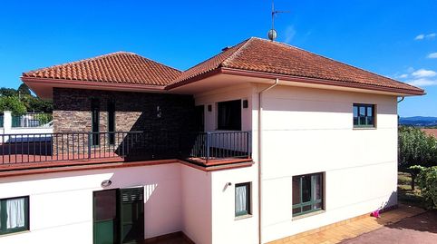 Foto 2 de Casa o chalet en venta en Sobre Igrexa, Bergondo, A Coruña