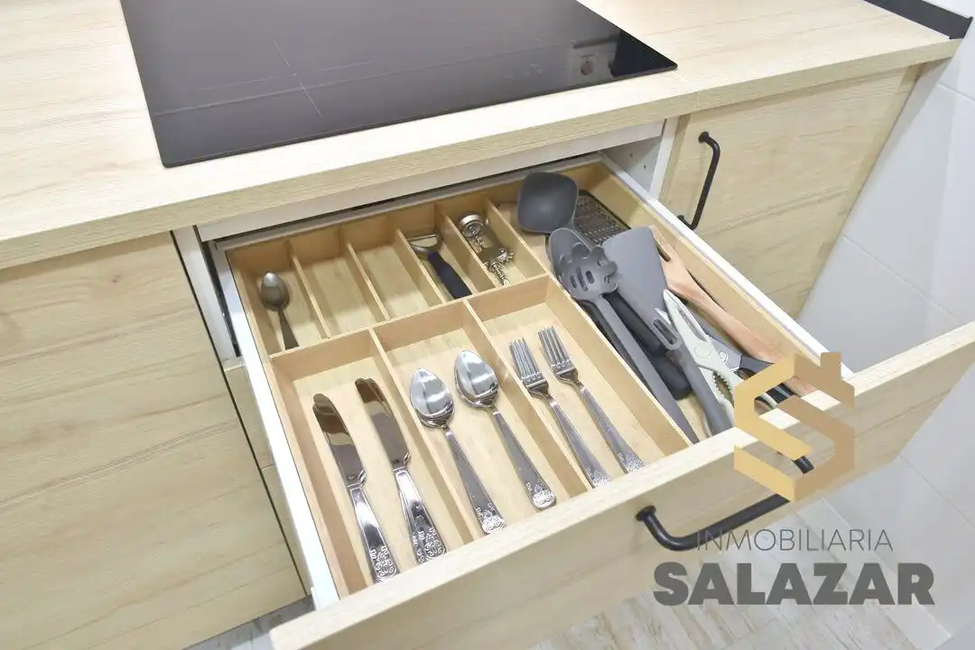 Cocina de Piso de alquiler en Bilbao  con Calefacción