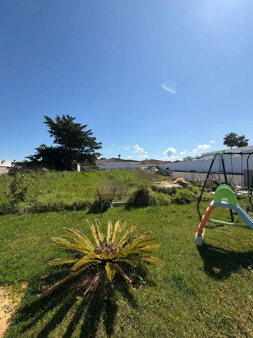 Houses for sale in Chiclana de la Frontera  with Air Conditioner, Private garden and Terrace