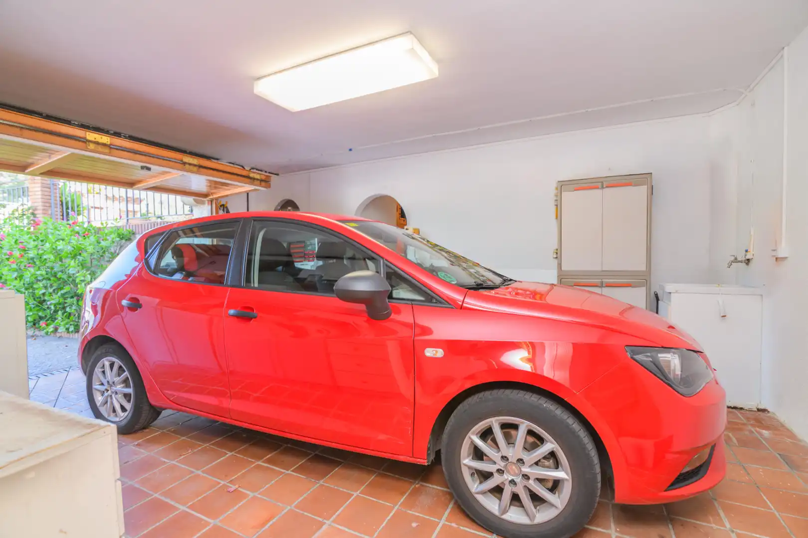 Parking of Houses for sale in Cabrils  with Air Conditioner, Heating and Private garden
