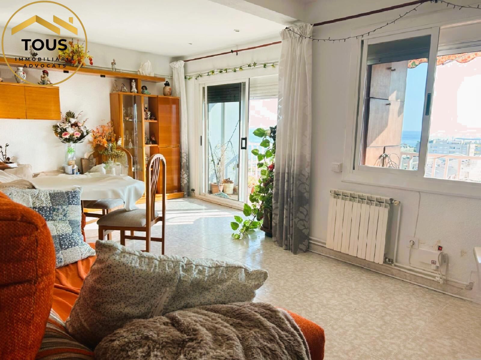 Living room of Flat for sale in Vilassar de Mar  with Heating, Terrace and Alarm