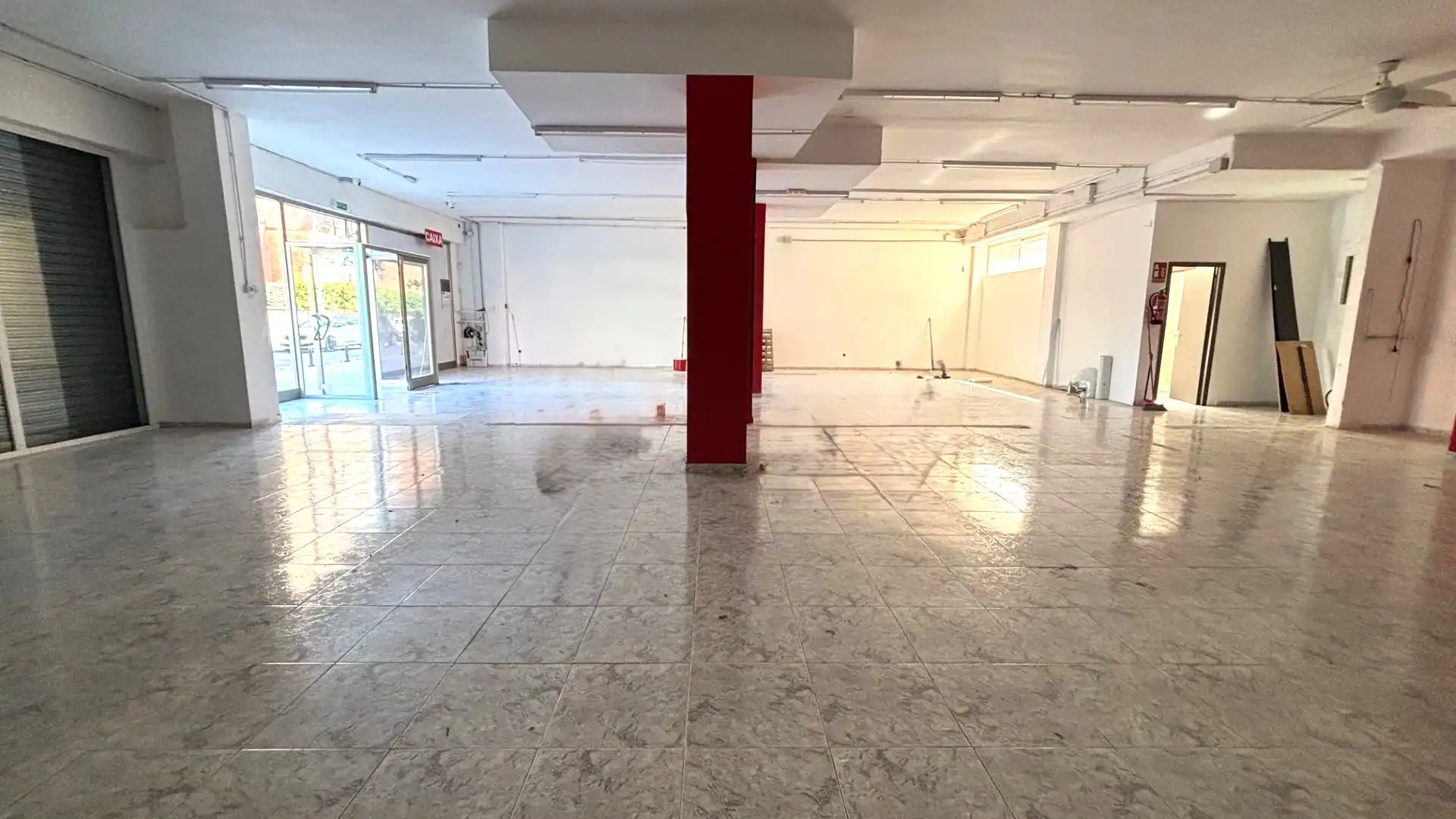 Geschaftsraum zur Miete in Lloret de Mar mit Terrasse