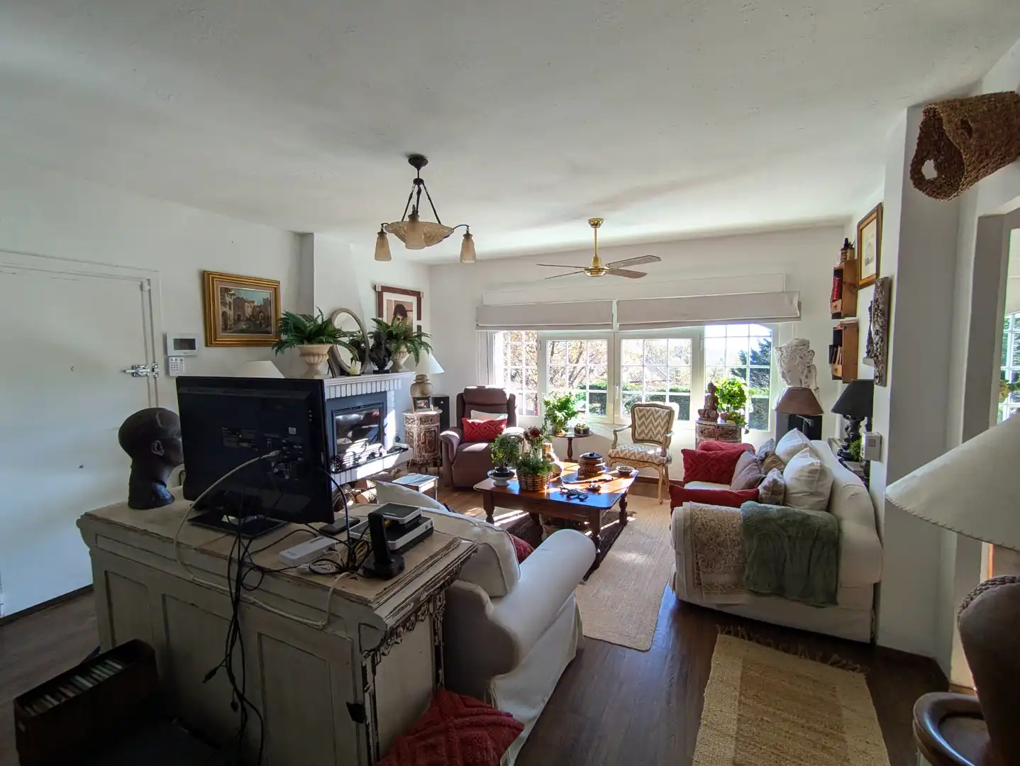 Sala de estar de Casa o chalet en venta en Santa María de la Alameda con Calefacción, Jardín privado y Amueblado