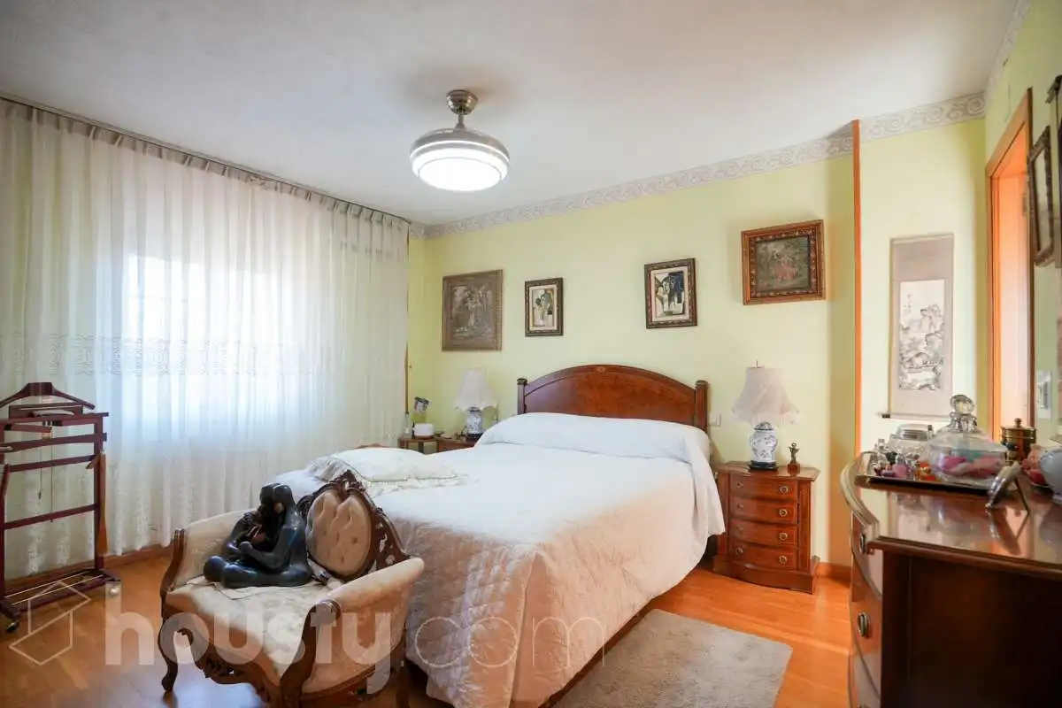 Habitación de Casa o chalet en venta en Rivas-Vaciamadrid con Aire acondicionado, Calefacción y Jardín privado