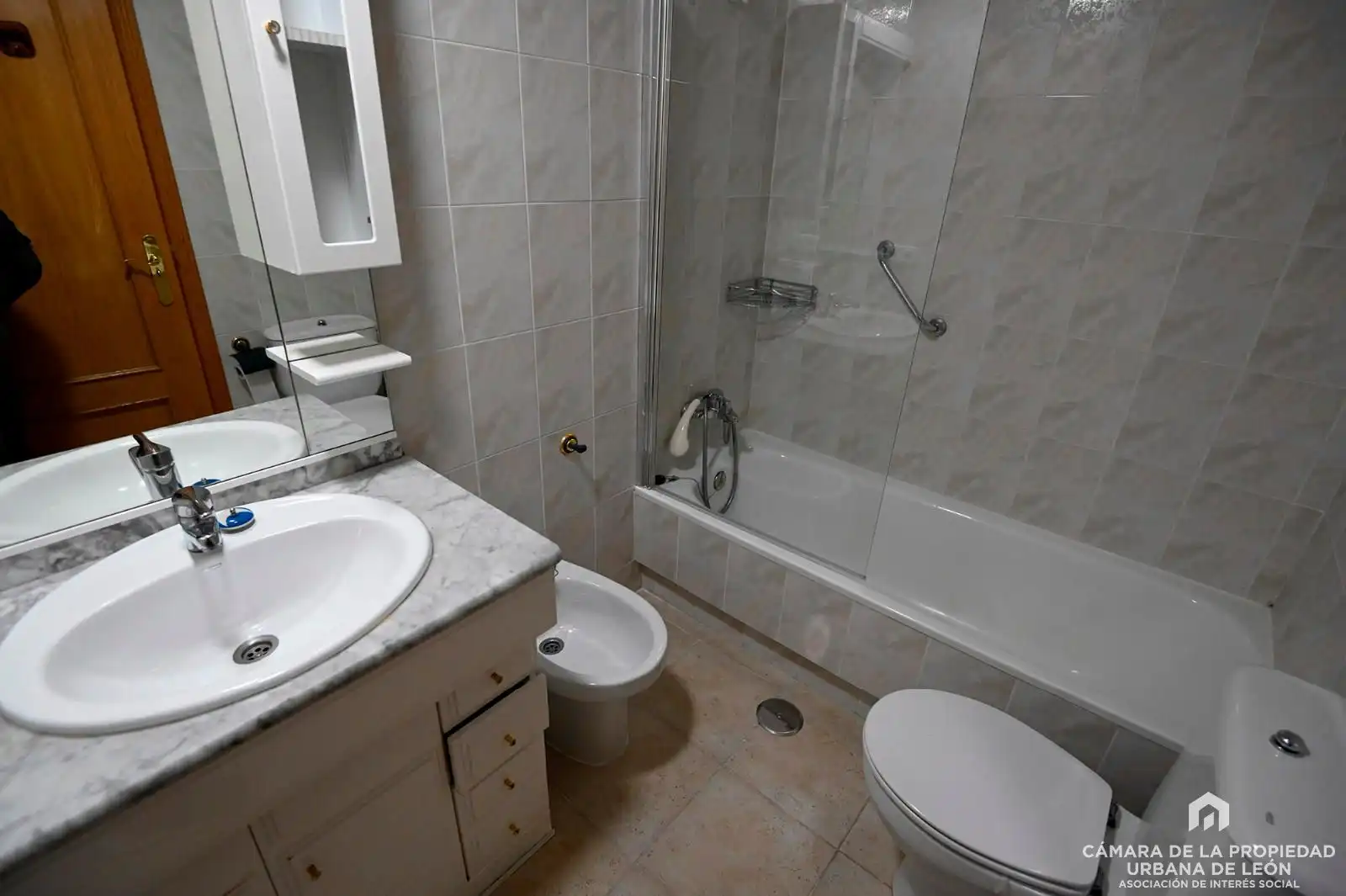 Wohnung zur Miete in Gordón Ordas, Las Eras de Renueva