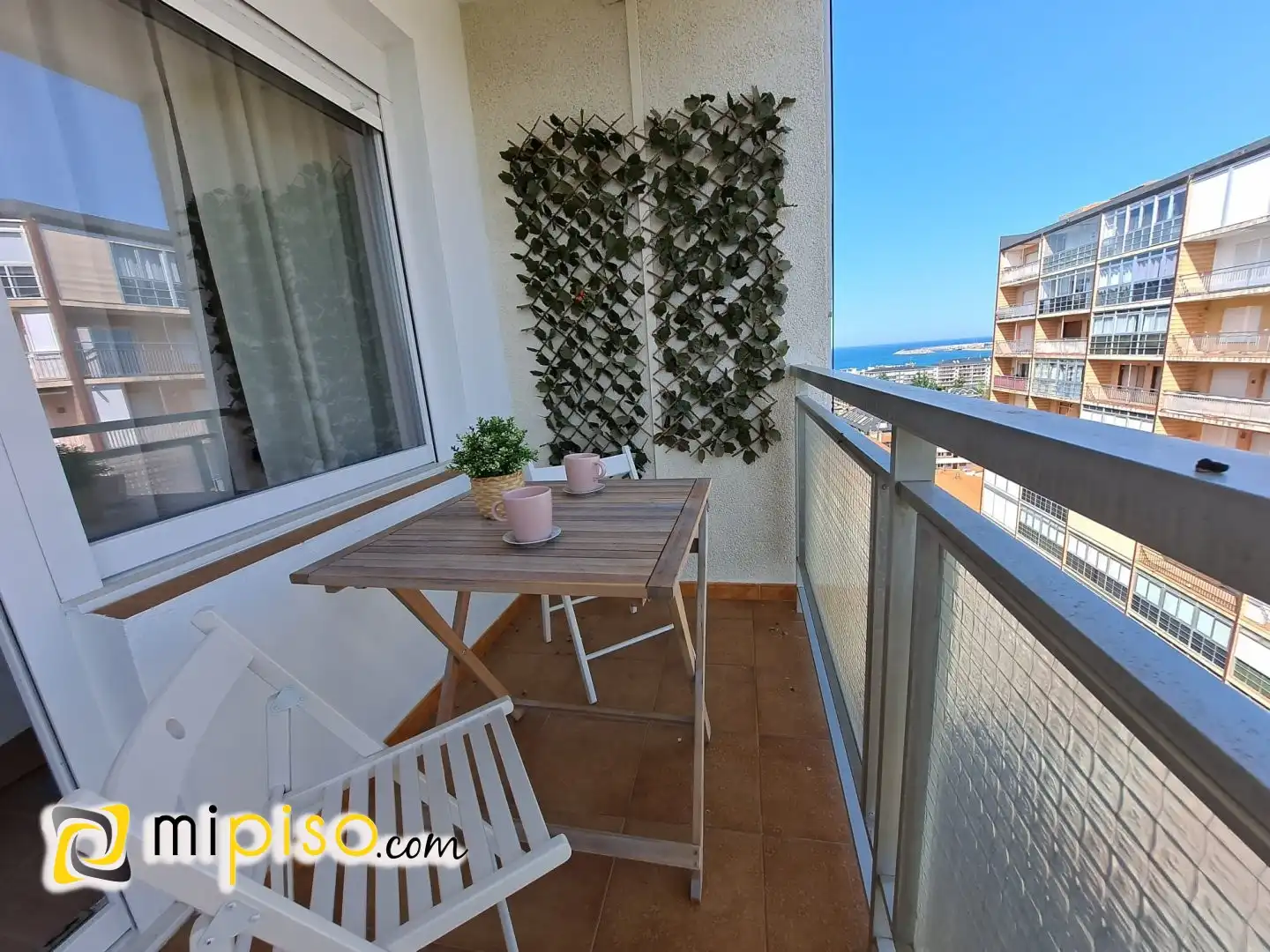 Terrasse von Wohnung zur Miete in Laredo mit Terrasse und Möbliert