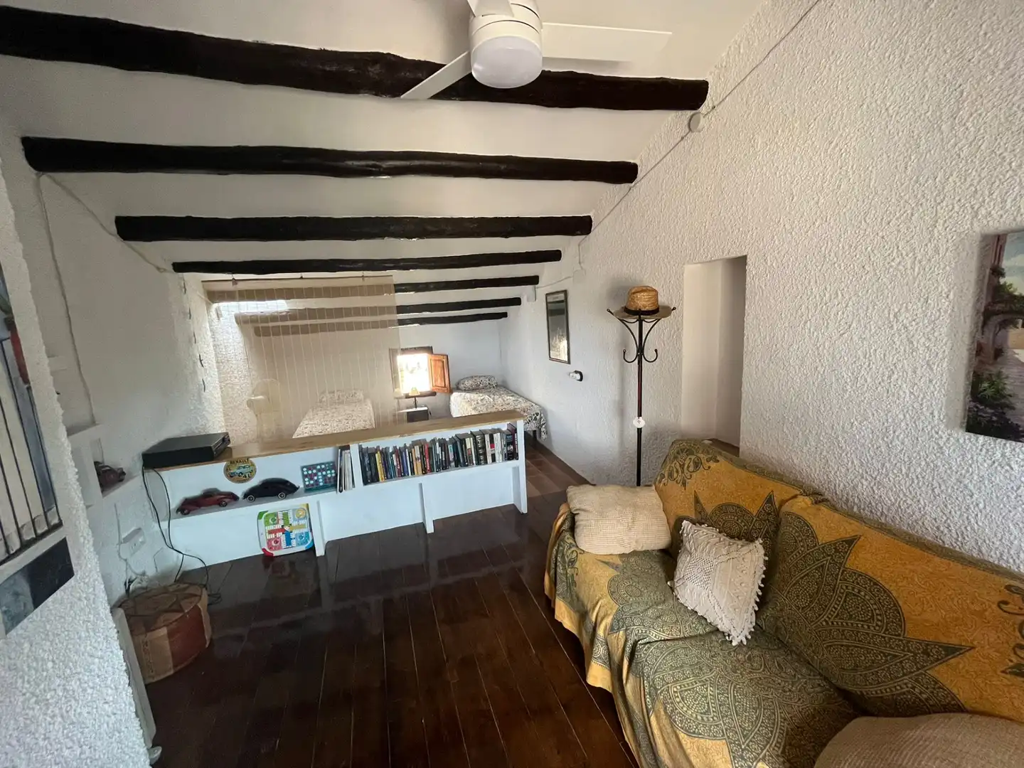 Living room of Houses for sale in Belmonte de San José  with Balcony