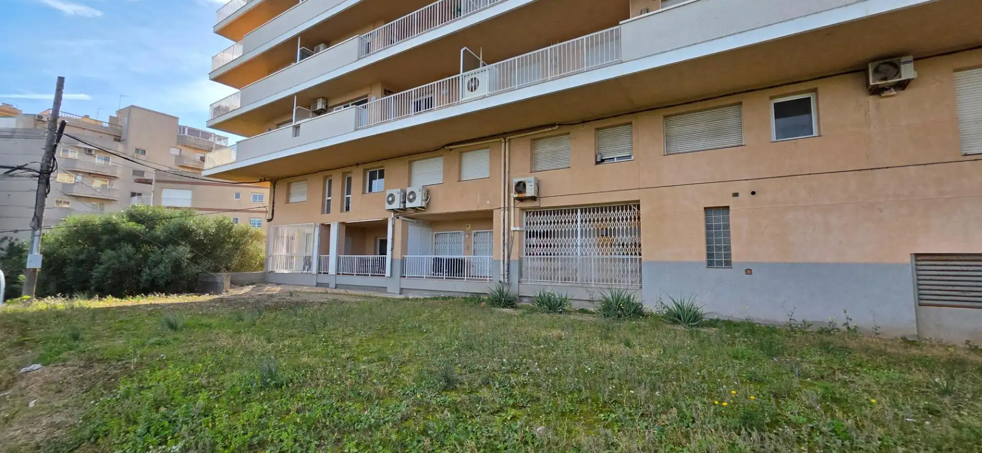Vista exterior de Dúplex en venda en L'Ametlla de Mar  amb Jardí privat i Terrassa