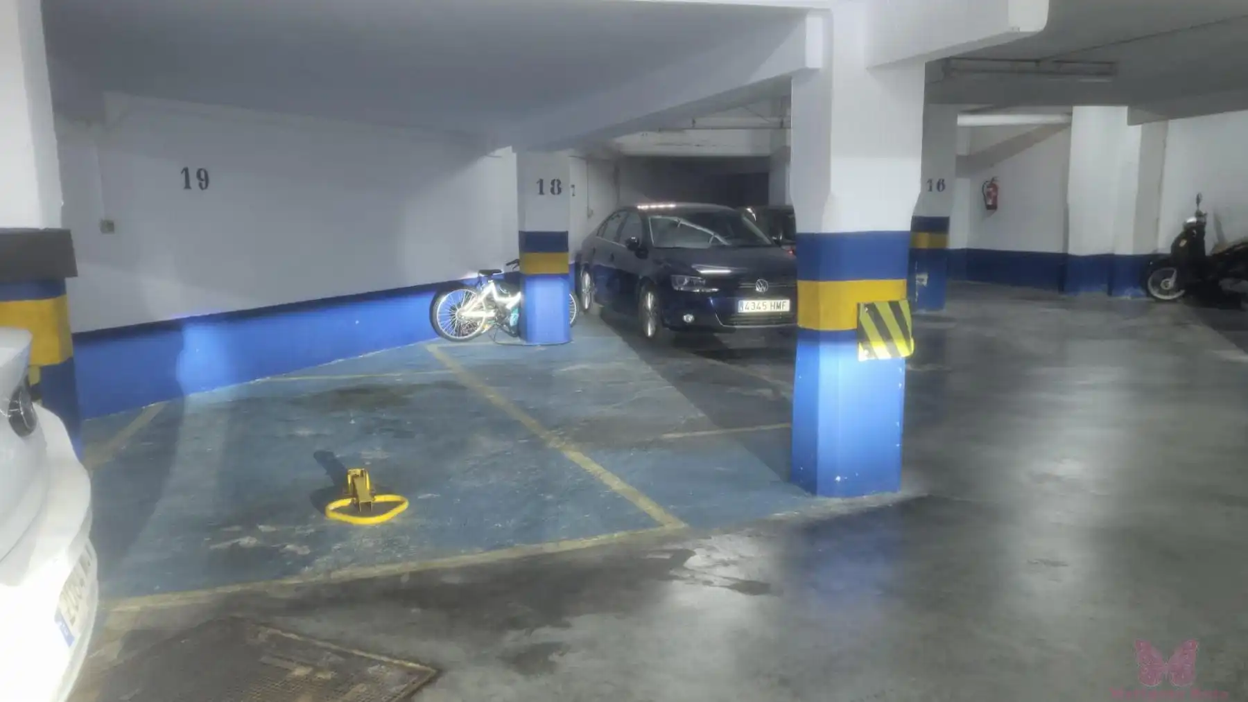 Parking de Piso en venta en Cádiz con Aire acondicionado, Terraza y Trastero