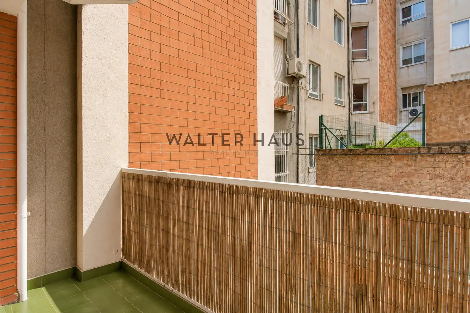 Terraza de Piso en venta en Barcelona con Aire acondicionado y Balcón