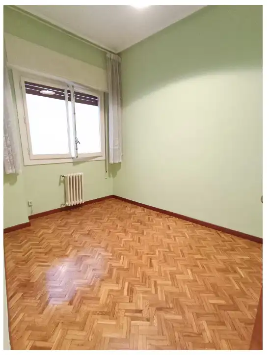 Habitación de Piso en venta en Zaragoza con Calefacción, Terraza y Trastero