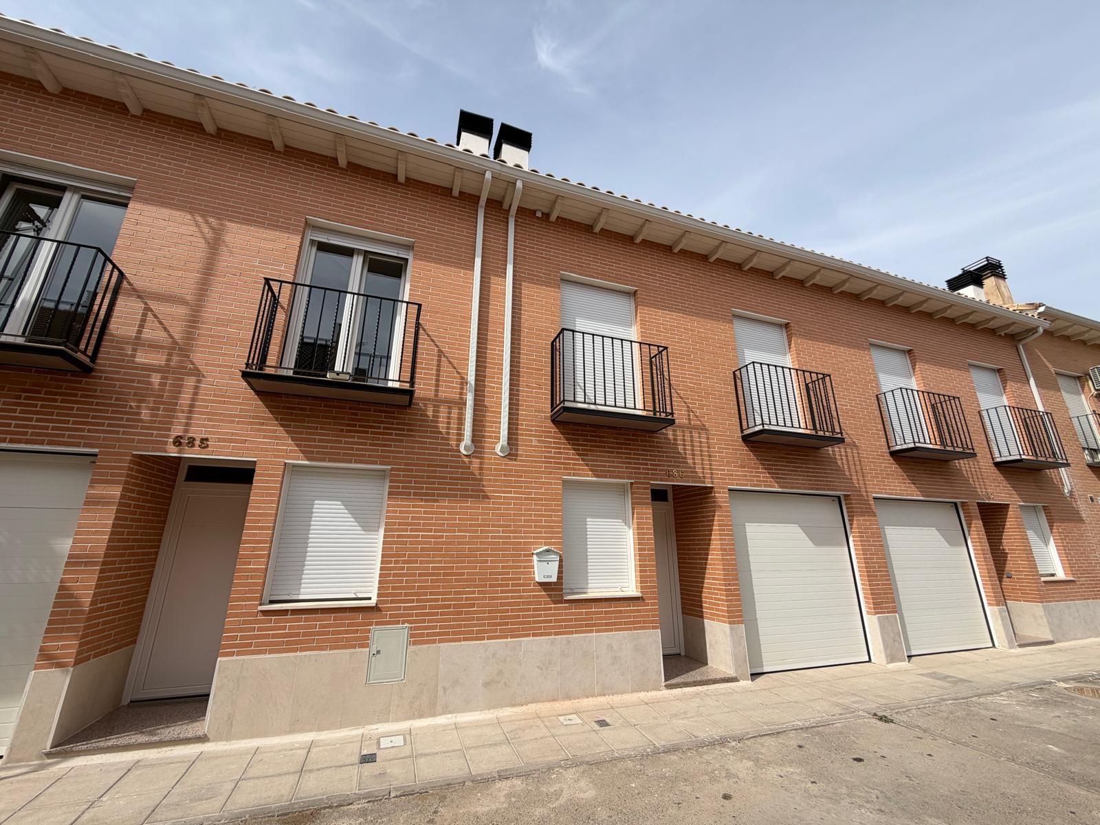 Exterior view of House or chalet for sale in San Martín de la Vega  with Heating