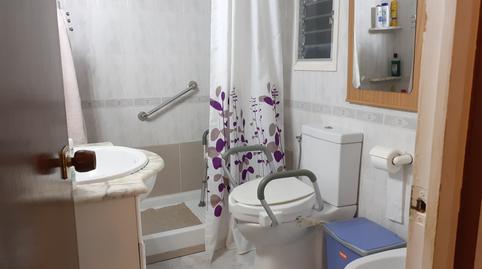 Foto 3 de Planta baixa en venda a Les Roquetes, Barcelona