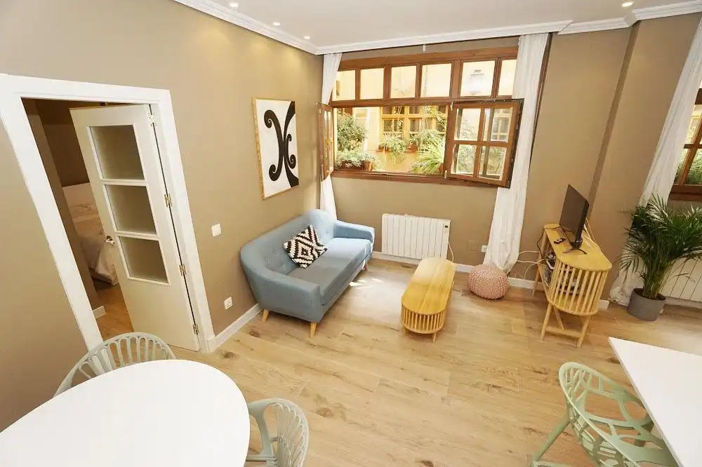 Flat for rent in Calle Bola, 2, Palacio