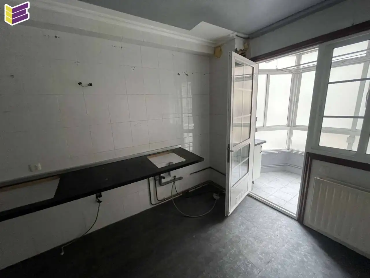Kitchen of Flat for sale in Vigo   with Heating, Parquet flooring and Terrace