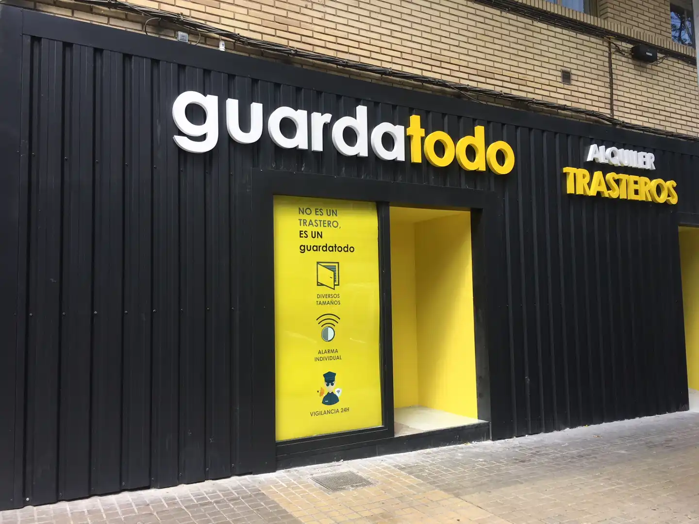 Trastero de alquiler en Zaragoza con Alarma