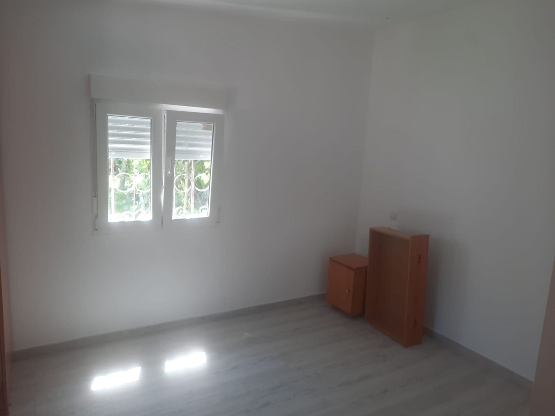 Dormitori de Apartament de lloguer en Villanueva de la Cañada amb Calefacció i Jardí privat