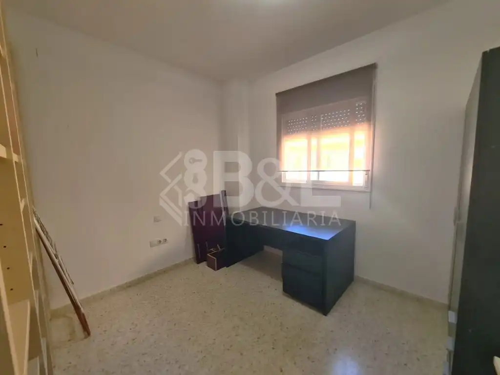 Schlafzimmer von Wohnung zur Miete in Huelva