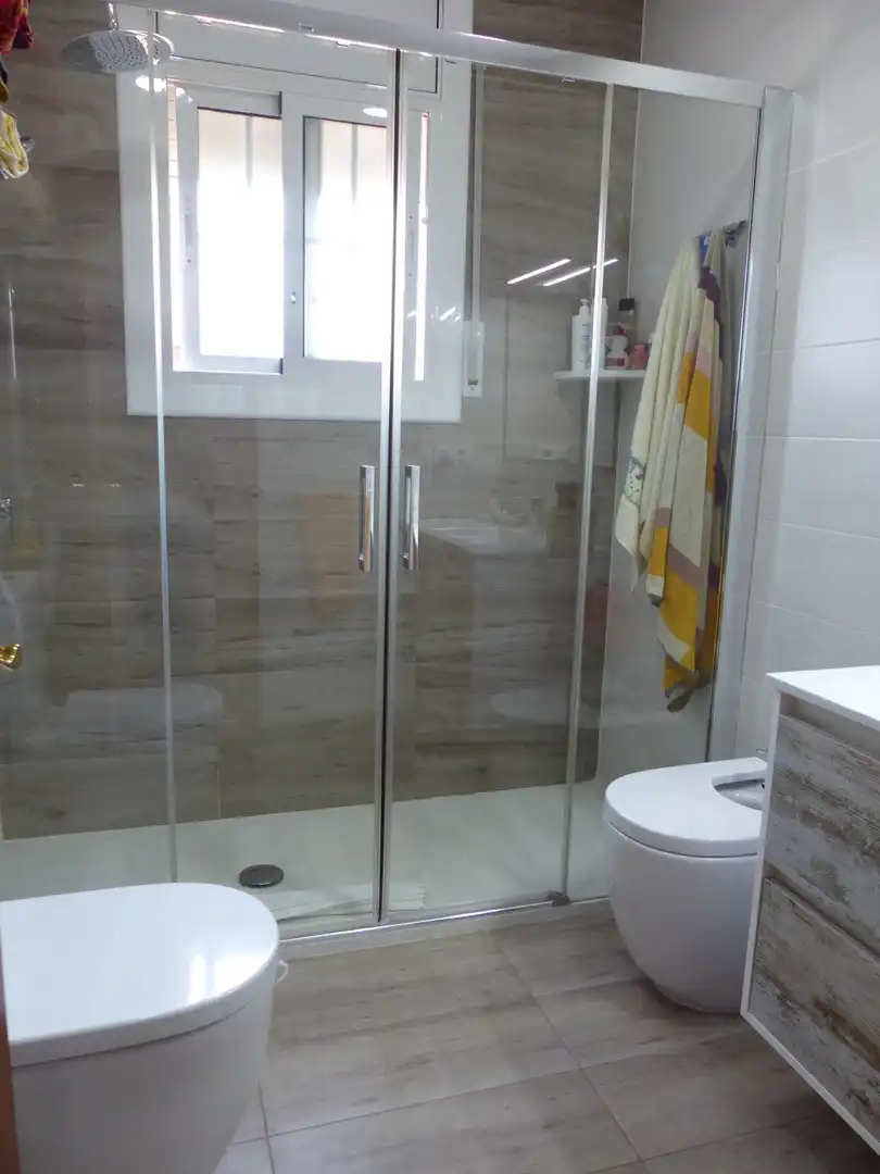 Baño de Casa o chalet en venta en Esparreguera con Aire acondicionado, Calefacción y Terraza