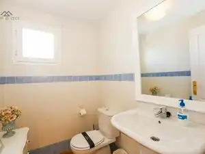 Bany de Casa o xalet de lloguer en Almuñécar amb Aire condicionat, Jardí privat i Terrassa