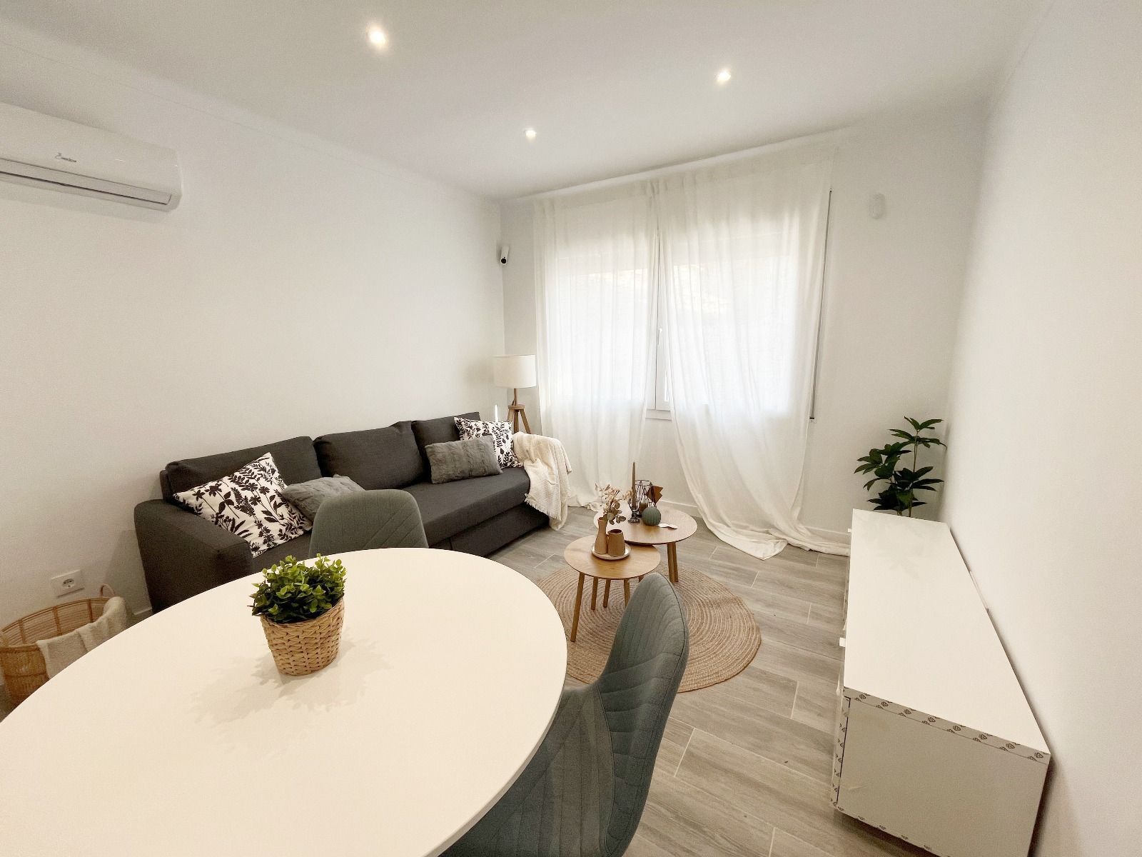 Sala d'estar de Apartament en venda en Empuriabrava amb Aire condicionat, Calefacció i Terrassa