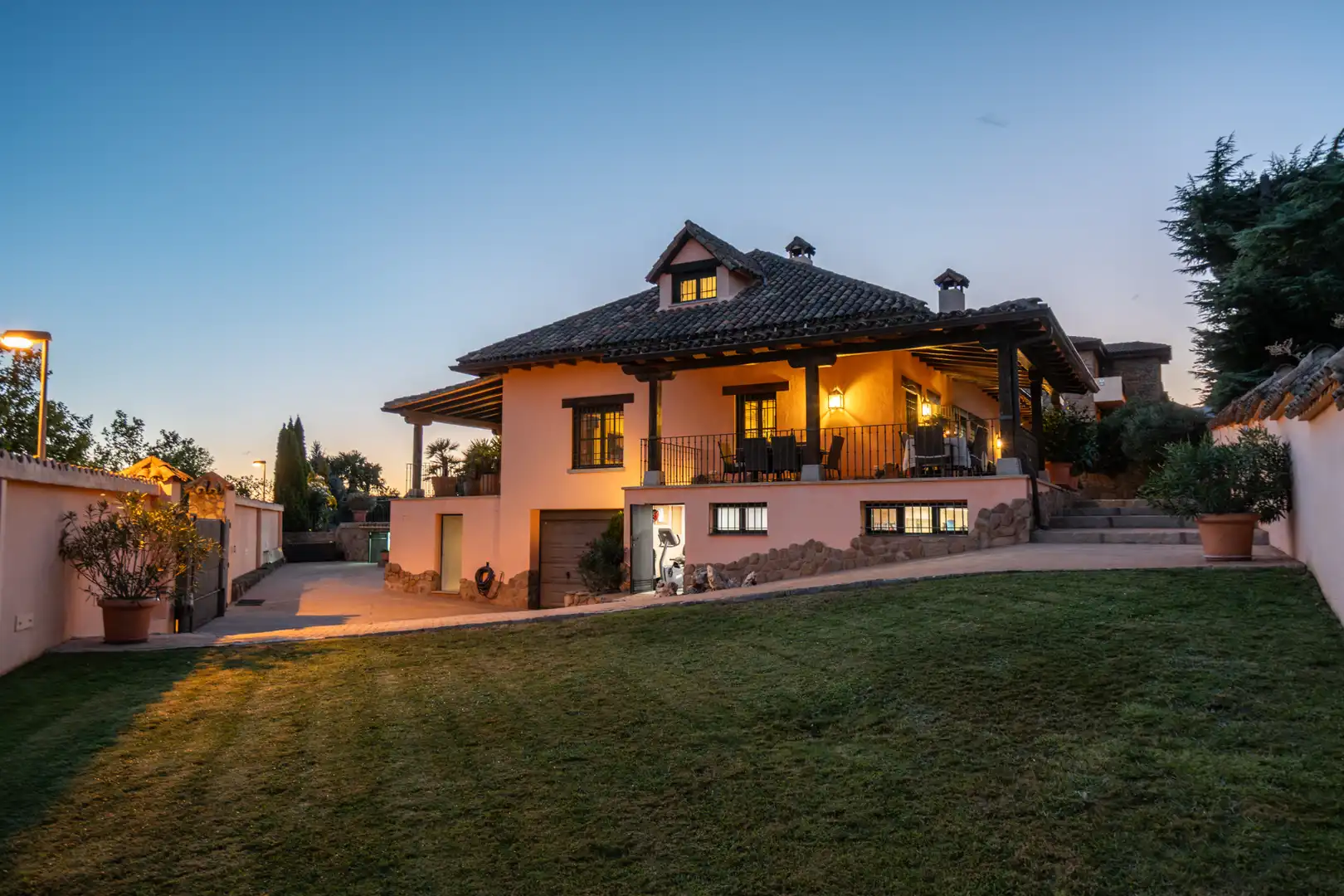 Exterior view of Houses for sale in Manzanares El Real  with Air Conditioner, Heating and Private garden