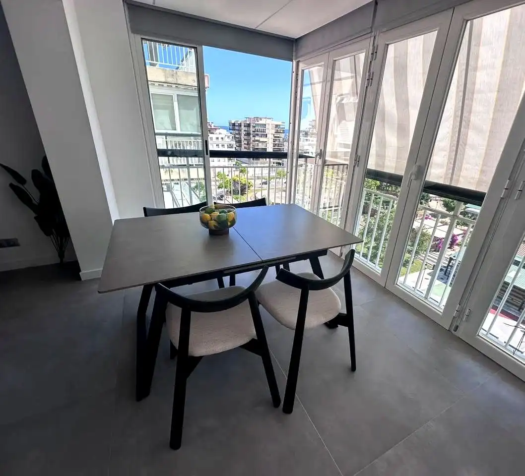 Esszimmer von Wohnung zur Miete in Benicasim / Benicàssim mit Klimaanlage, Terrasse und Möbliert