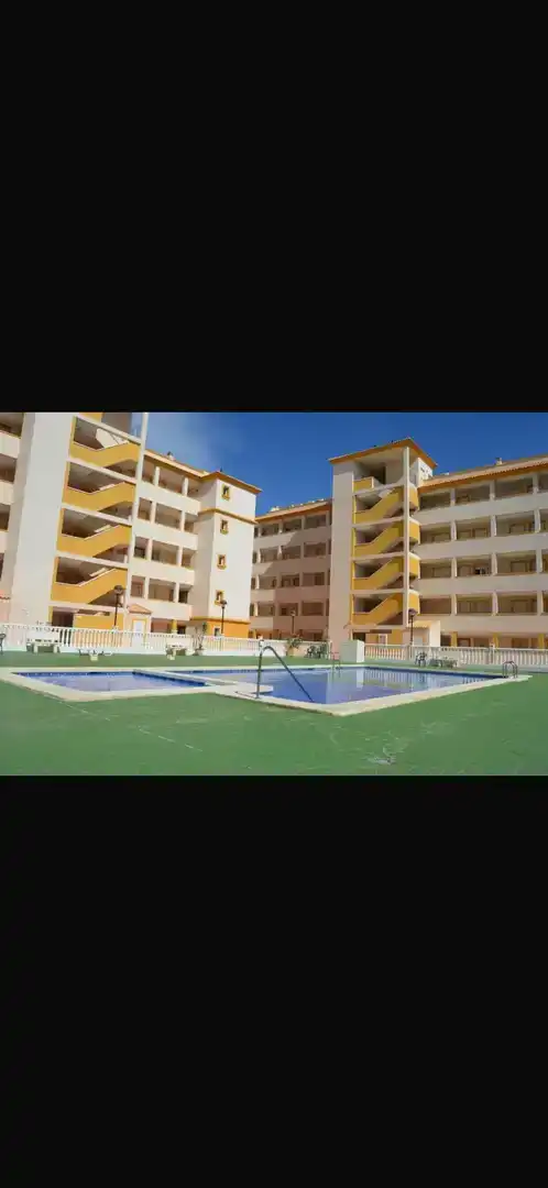 Vista exterior de Pis en venda en Cartagena amb Aire condicionat, Piscina i Balcó