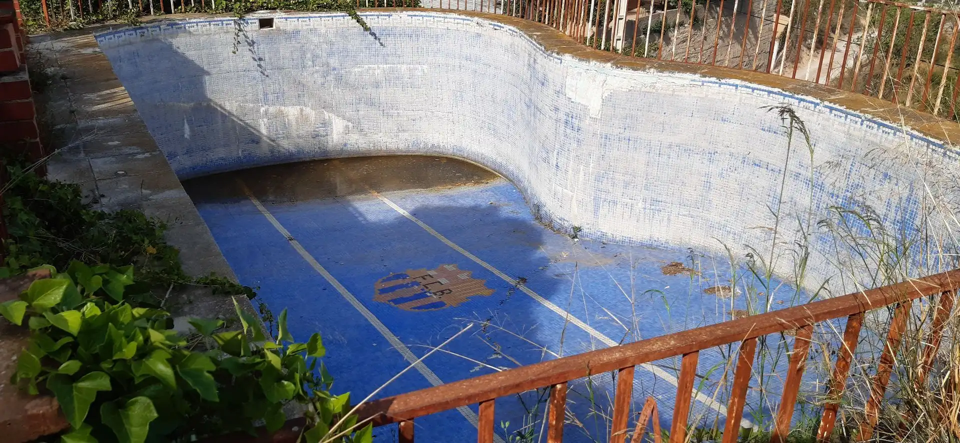 Piscina de Casa o xalet en venda en Vacarisses amb Jardí privat, Terrassa i Piscina