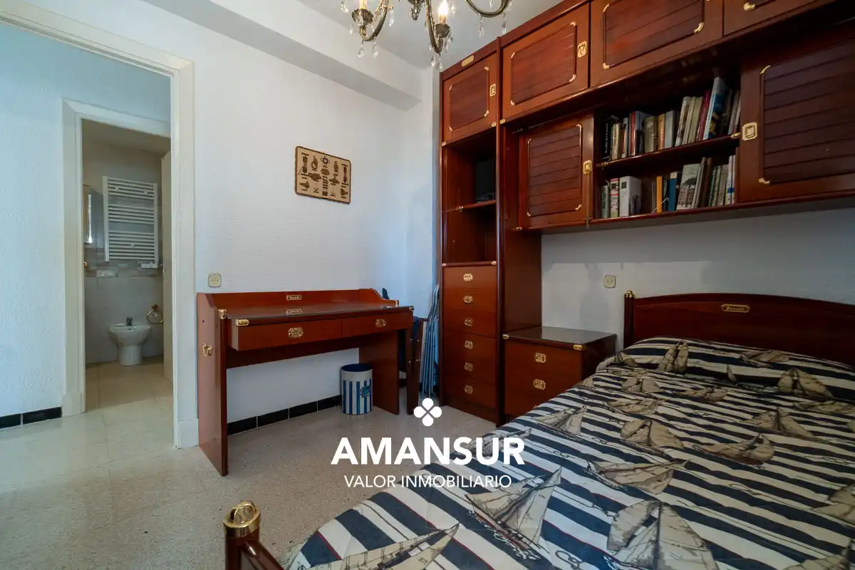Habitación de Piso en venta en Huelva con Amueblado