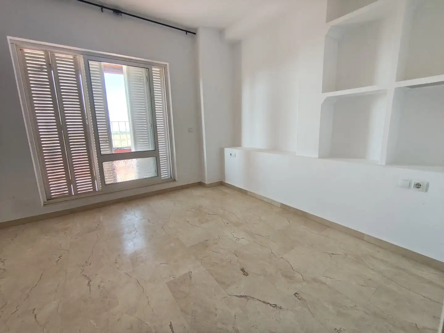Terraza de Piso en venta en Aznalcázar con Aire acondicionado, Calefacción y Terraza
