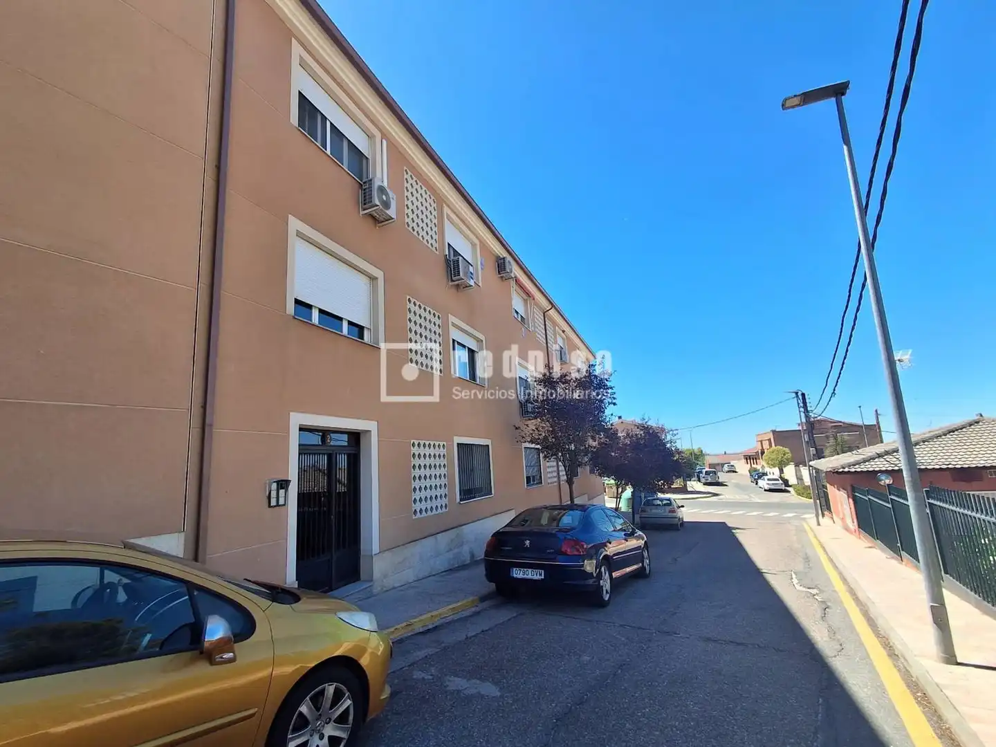 Vista exterior de Piso en venta en Huecas con Calefacción, Trastero y Amueblado