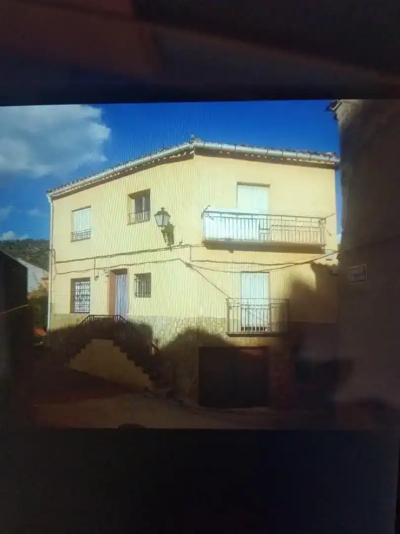 Vista exterior de Casa o chalet en venta en Valdemorillo de la Sierra, Cuenca