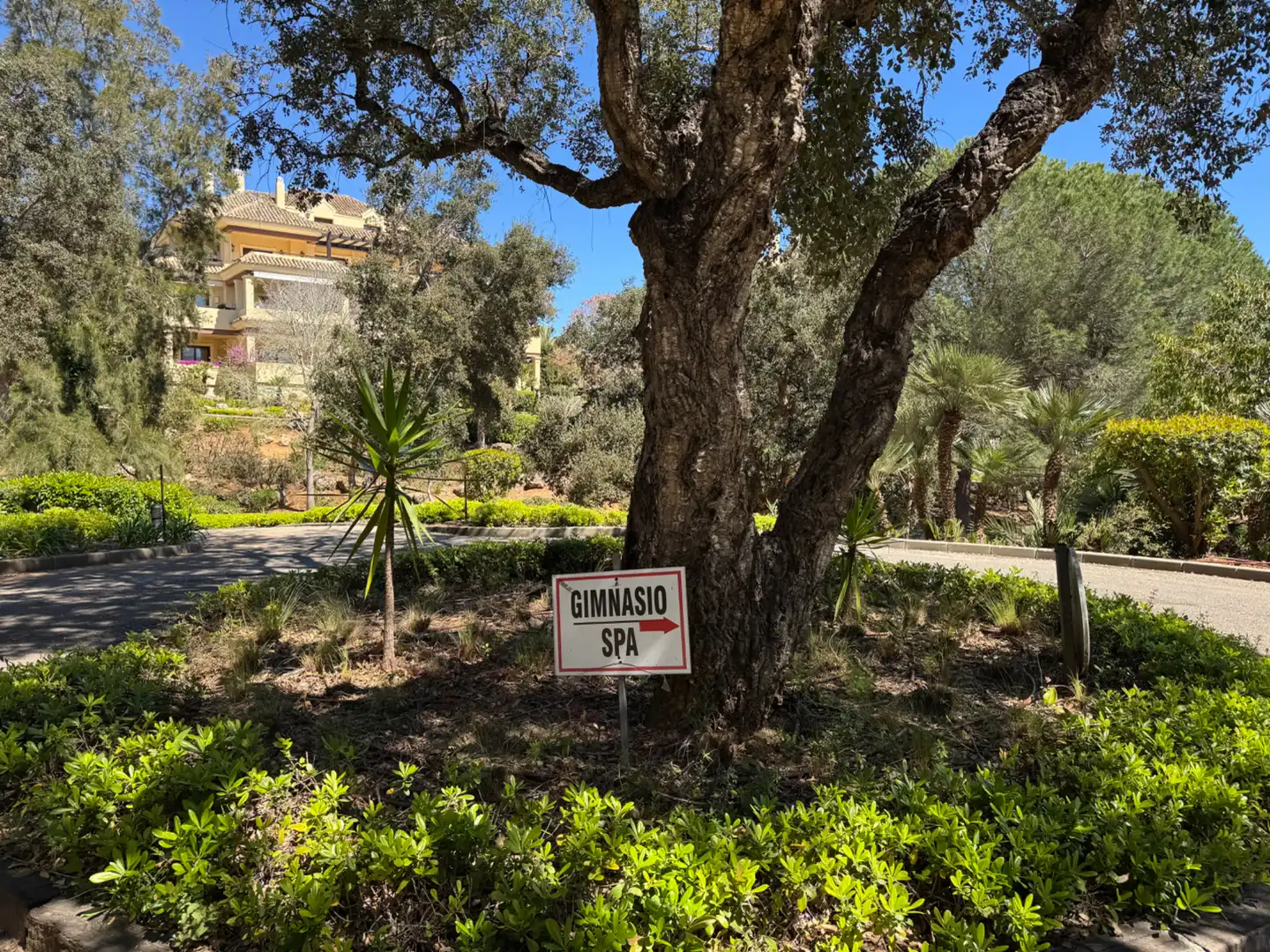 Exterior view of Flat for sale in Sotogrande  with Air Conditioner, Heating and Private garden