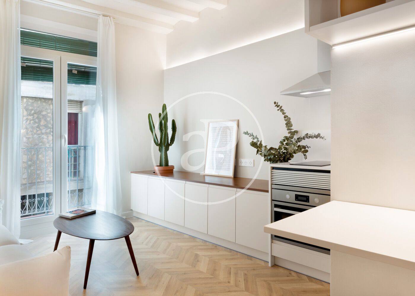 Cuina de Pis en venda en  Barcelona Capital amb Calefacció, Moblat i Balcó