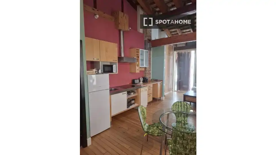 Cocina de Estudio para compartir en Valencia con Aire acondicionado, Terraza y Amueblado