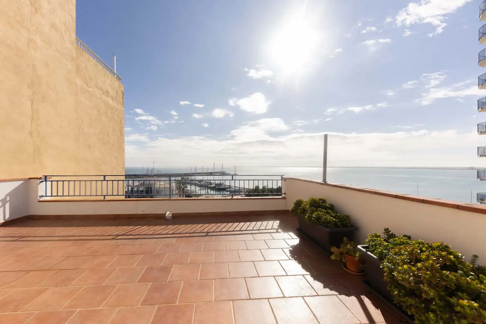 Terraza de Edificio en venta en L'Ampolla