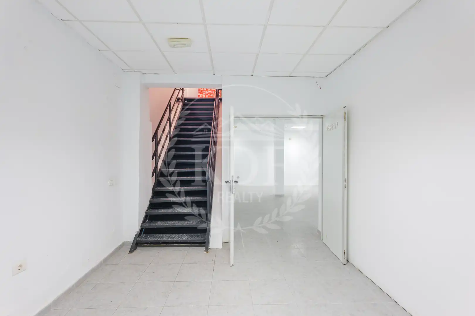 Local en venta en Santa Cruz de Tenerife con Aire acondicionado, Parquet y Alarma