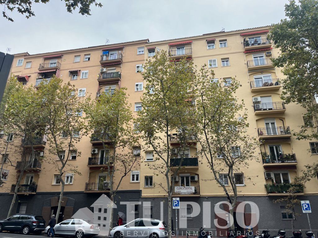 Vista exterior de Pis en venda en  Madrid Capital amb Aire condicionat, Calefacció i Terrassa