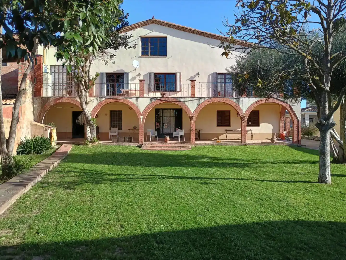 Vista exterior de Finca rústica en venda en L'Armentera amb Jardí privat, Moblat i Balcó