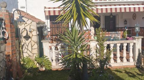 Foto 2 de Casa adosada en venta en San Andrés Golf, Chiclana de la Frontera