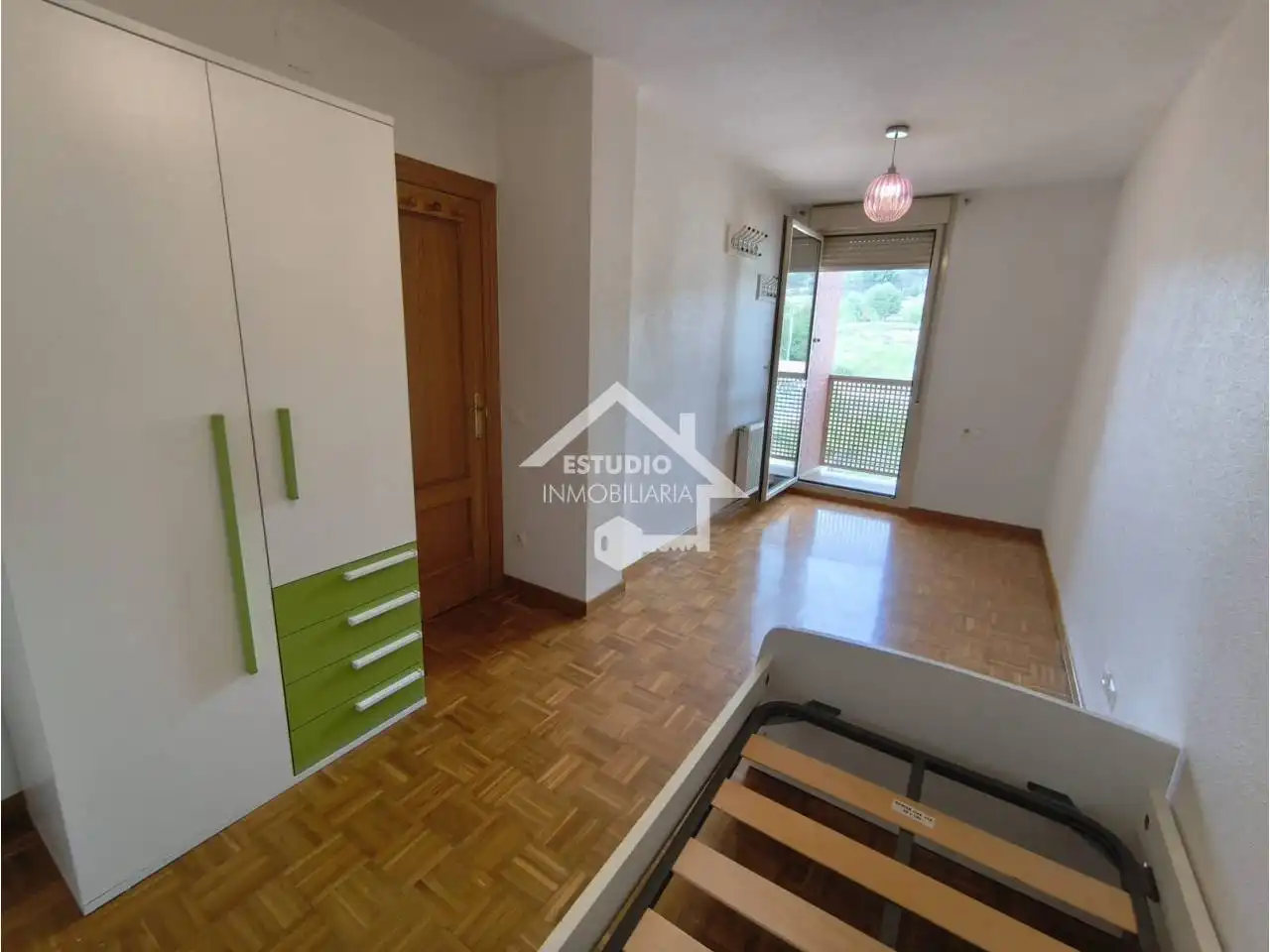 Habitación de Piso en venta en Lodosa con Calefacción, Trastero y Balcón