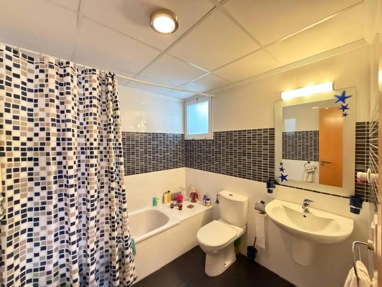 Baño de Piso en venta en Almazora / Almassora con Aire acondicionado, Trastero y Amueblado