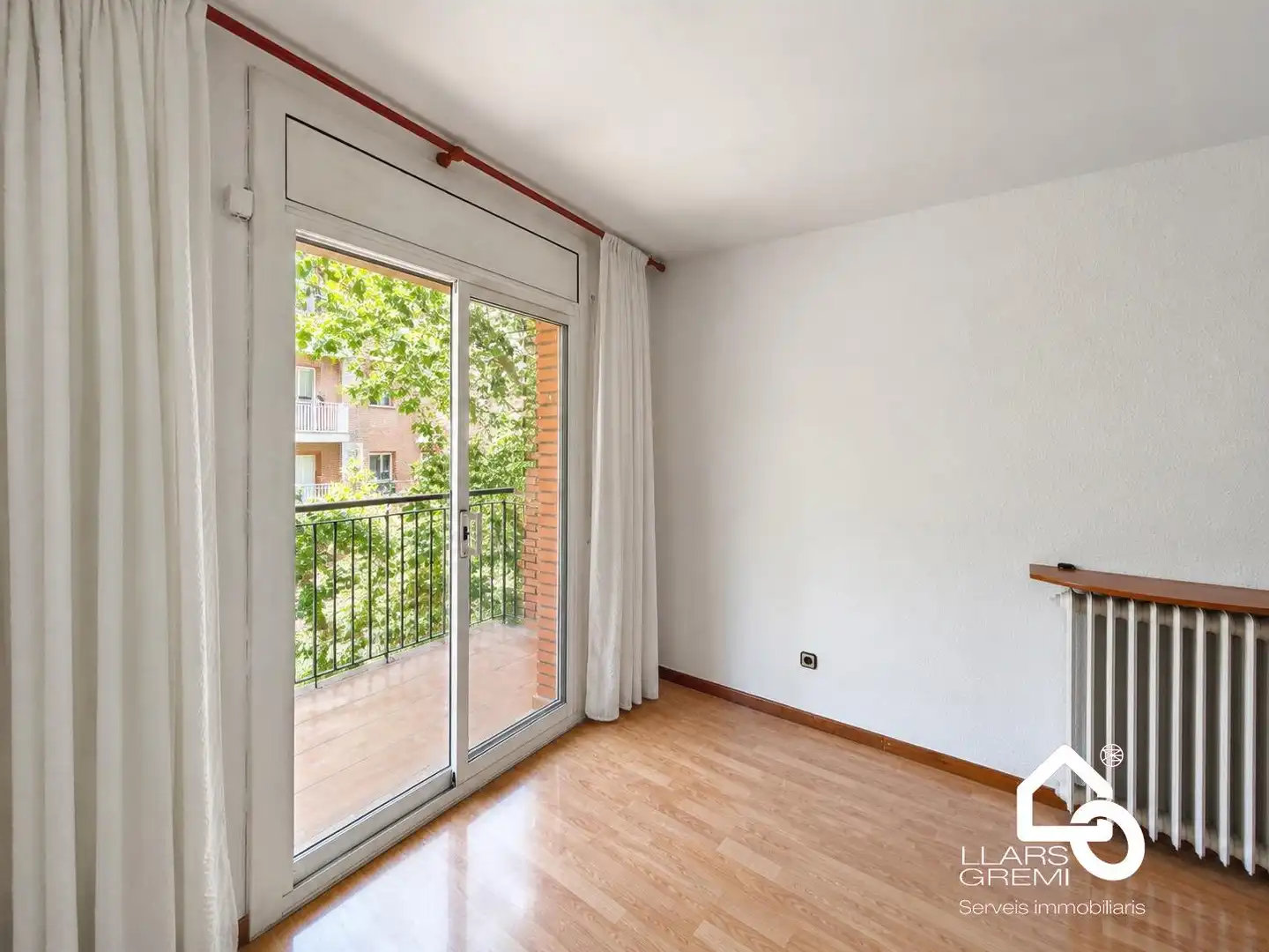 Habitación de Piso en venta en Barcelona con Calefacción y Balcón