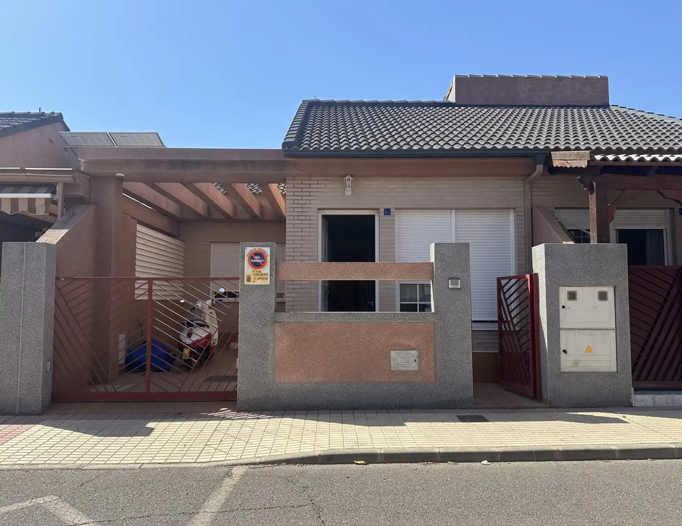 Casa adosada en venda a Calle Pino Nuevo, Polígono Santa Ana