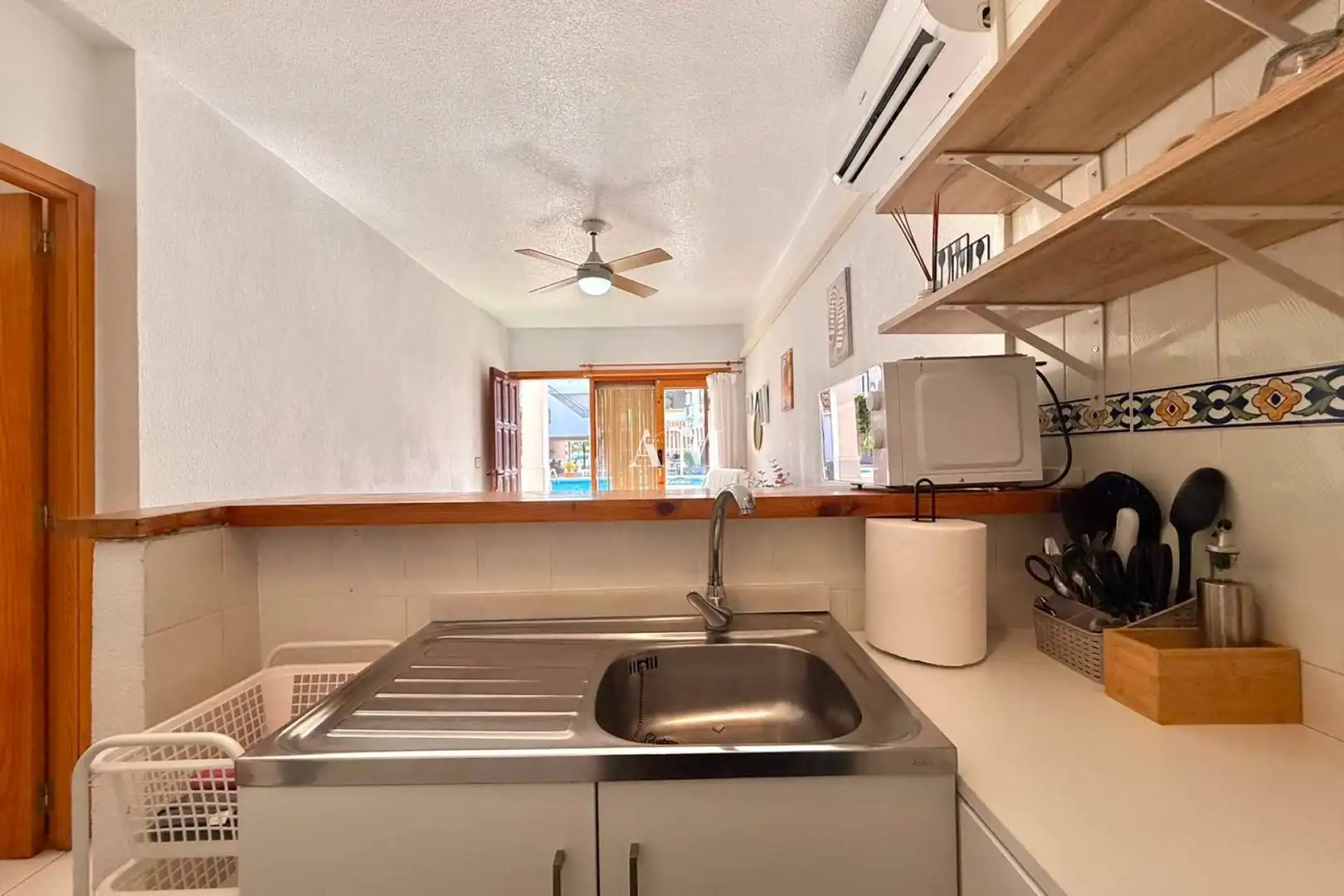 Kitchen of Flat for rent in Pilar de la Horadada  with Air Conditioner, Heating and Terrace