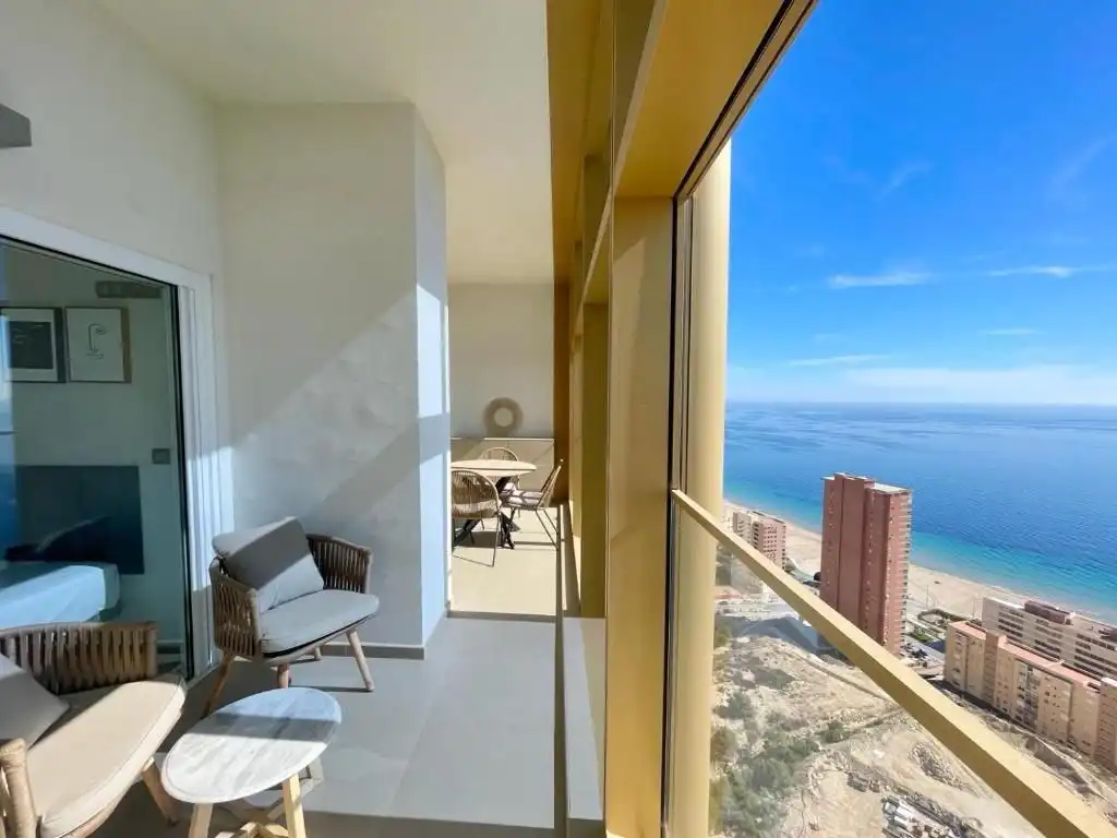 Apartment mit Pool zum Verkauf in Playa de Poniente, imagen 2