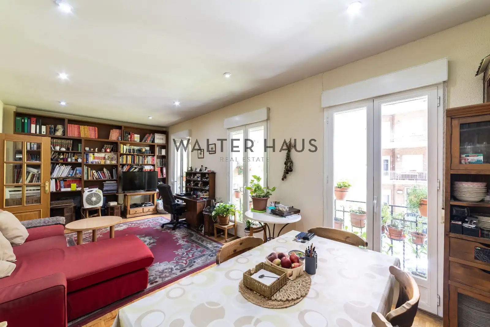 Flat with pool for sale in Calle de Bretón de los Herreros, imagen 8