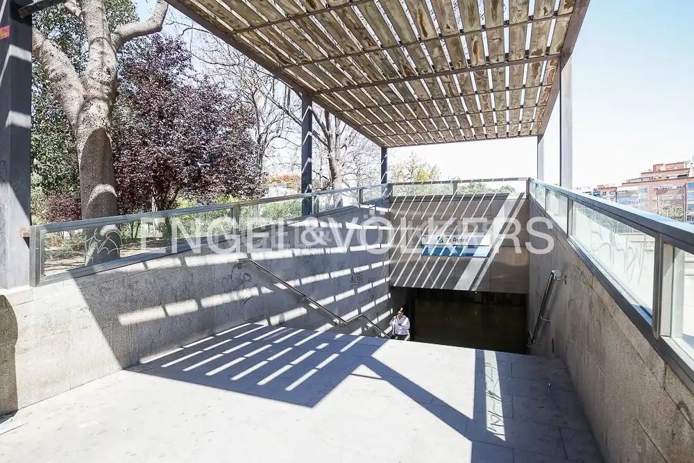 Terrassa de Pis de lloguer en Valencia amb Calefacció i Balcó