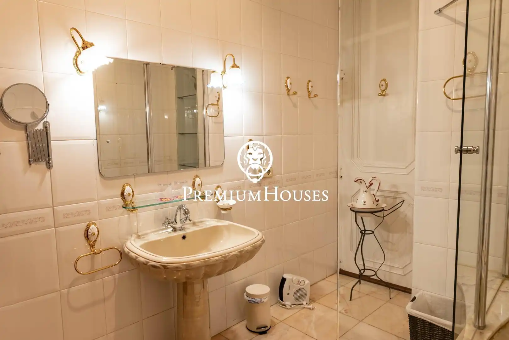 Badezimmer von Gebäude zum Verkauf in Xerta